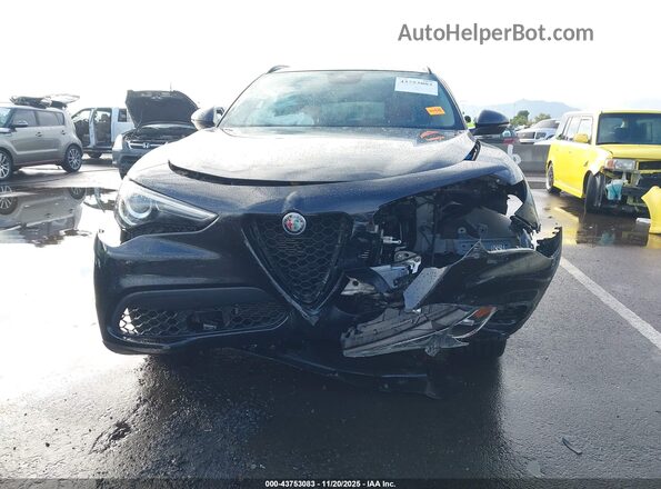 ZASPAJAN9L7C95405 2020 ALFA ROMEO STELVIO Black Widok z przodu