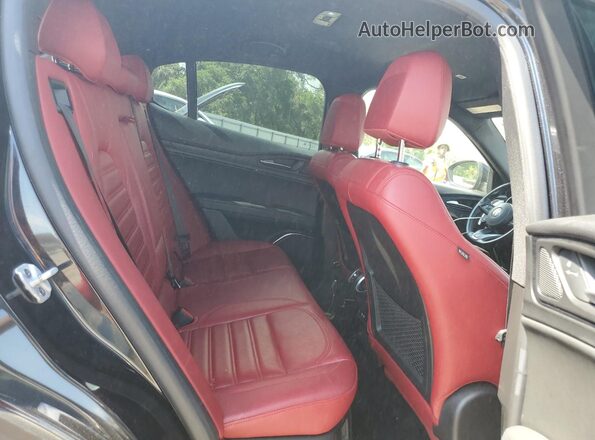 ZASPAJAN9N7D30401 2022 ALFA ROMEO STELVIO Черный Вид задних сидений