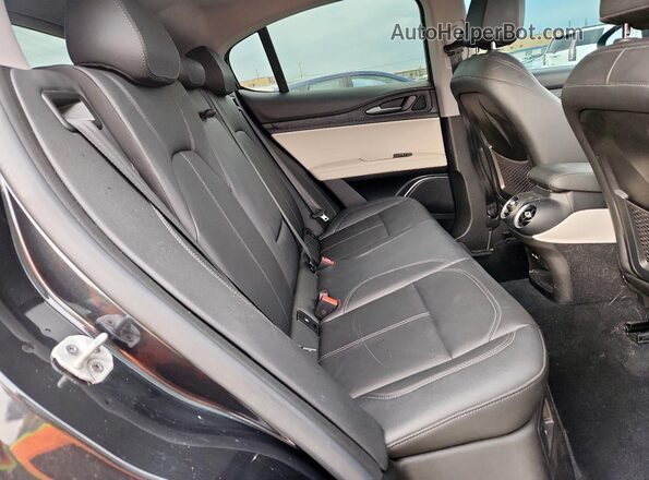 ZASPAKAN1M7D09692 2021 ALFA ROMEO STELVIO Black Rear interior view
