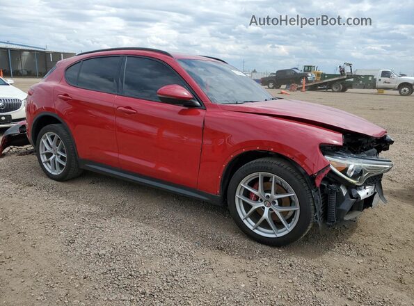 ZASPAKBN0K7C30963 2019 ALFA ROMEO STELVIO Красный Передняя правая четверть
