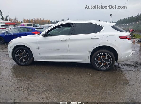 ZASPAKBN6M7D15034 2021 ALFA ROMEO STELVIO White Vista interior de 360 grados