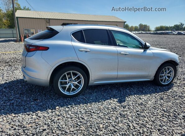 ZASPAKBN6M7D16023 2021 ALFA ROMEO STELVIO Серебряный Задняя правая четверть