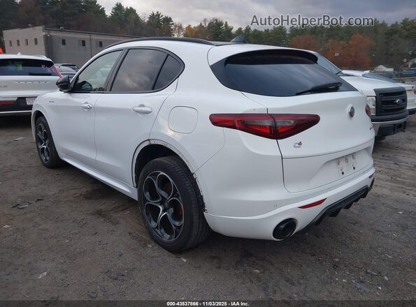 ZASPAKBN7P7D67275 2023 ALFA ROMEO STELVIO White Trasero izquierdo