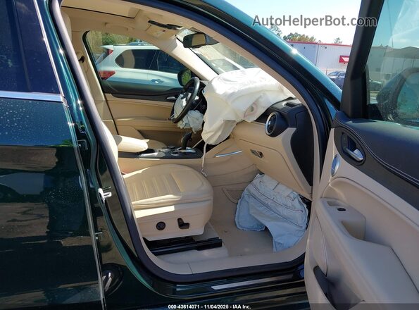 ZASPAKBN9M7D02004 2021 ALFA ROMEO STELVIO Green Вид салону спереду