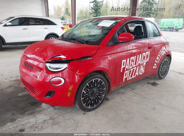 ZFAFFAA40RX203420 2024 FIAT 500E Red Առջևի ձախ երեք քառորդ տեսարան