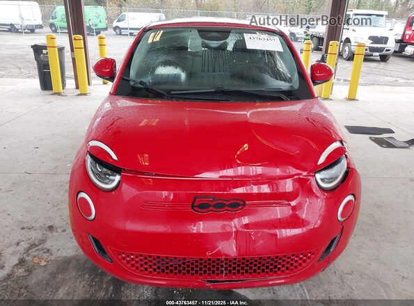 ZFAFFAA40RX203420 2024 FIAT 500E Red Սարքավորումների վահանակի տեսք