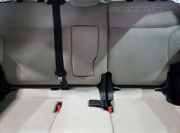 ZFBCFADH8JZ041526 2018 FIAT 500L Blue Widok tylnych siedzeń