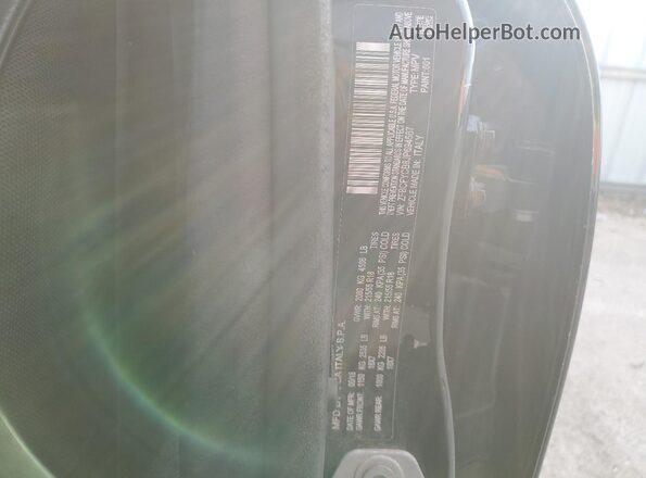 ZFBCFYCB8JP694567 2018 FIAT 500X Black VIN sticker view