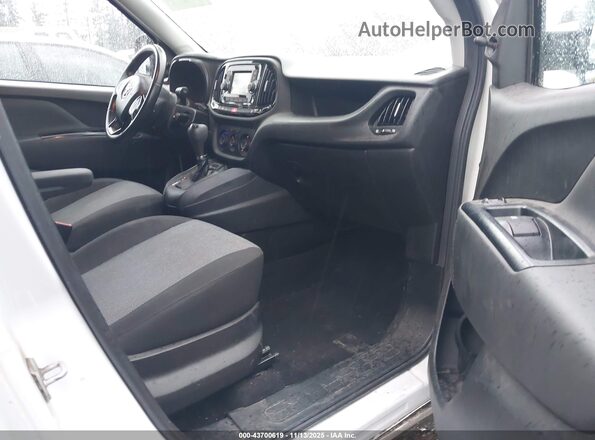 ZFBERFAB4H6F01793 2017 RAM PROMASTER CITY White Front interior view