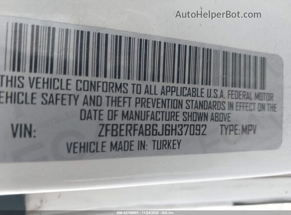 ZFBERFAB6J6H37092 2018 RAM PROMASTER CITY White Widok komory silnika