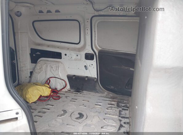 ZFBERFBB4H6G68685 2017 RAM PROMASTER CITY White Հետևի նստատեղերի տեսք