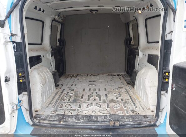 ZFBERFBB4H6G68685 2017 RAM PROMASTER CITY White 