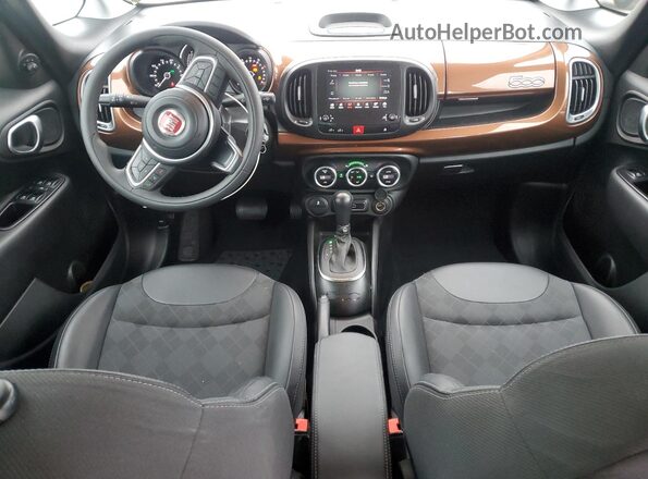 ZFBNFAAH2LZ042770 2020 FIAT 500L Коричневый Вид панели приборов
