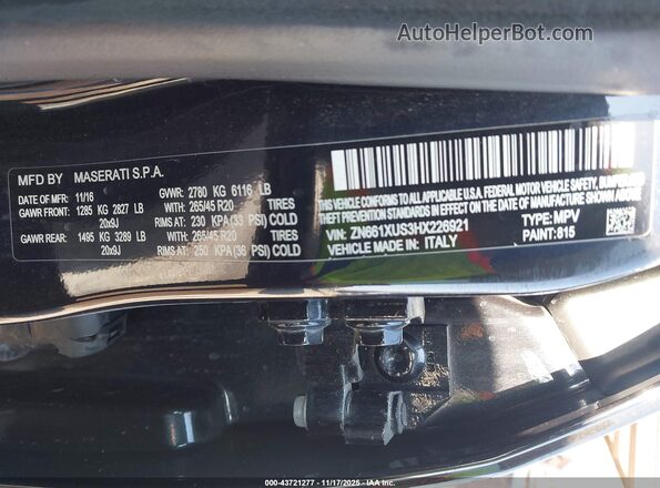 ZN661XUS3HX226921 2017 MASERATI LEVANTE Black Engine compartment view