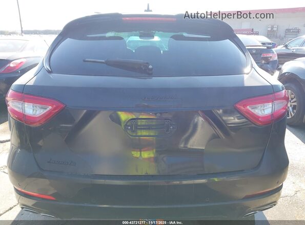 ZN661XUS3HX226921 2017 MASERATI LEVANTE Black 