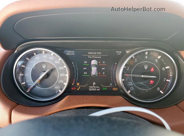 ZN661YUAXMX359666 2021 MASERATI LEVANTE White Instrument cluster view