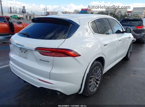 ZN682AVA7P7416020 2023 MASERATI GRECALE White Tył prawy