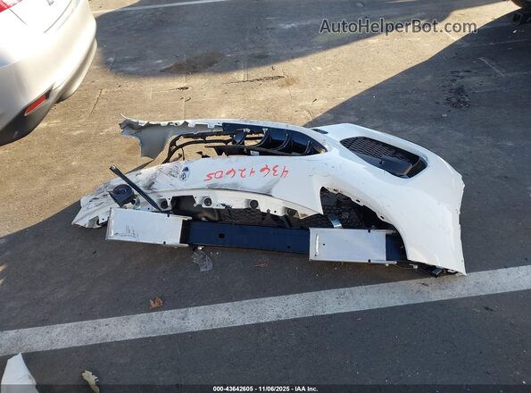 ZN6PMDBA9S7461190 2025 MASERATI GRECALE White Սարքավորումների վահանակի տեսք