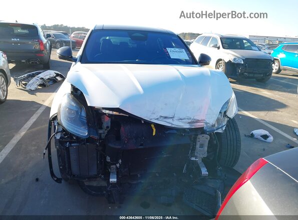 ZN6PMDBA9S7461190 2025 MASERATI GRECALE White Սալոնի հետևի տեսք