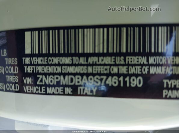 ZN6PMDBA9S7461190 2025 MASERATI GRECALE White Շարժիչի բաժամունքի տեսք