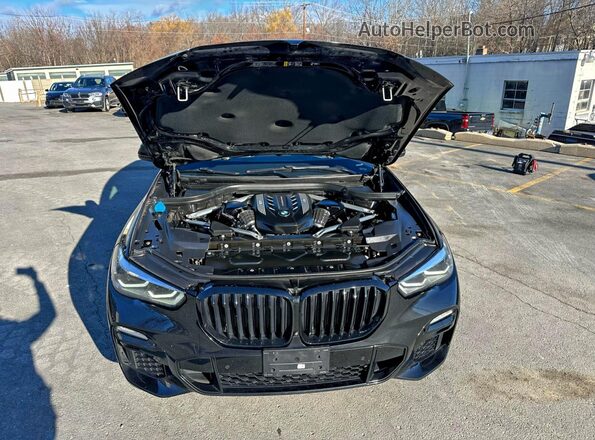 5UXJU4C08M9G37880 2021 BMW X5 Black Rear view