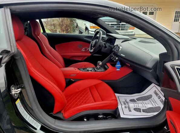 WUAKBAFX4M7901384 2021 AUDI R8 Black Vista trasera