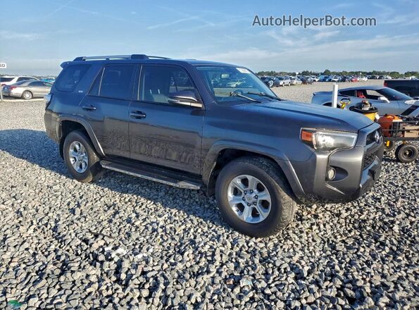 JTEZU5JR2K5205732 2019 TOYOTA 4RUNNER Серый Вид спереди