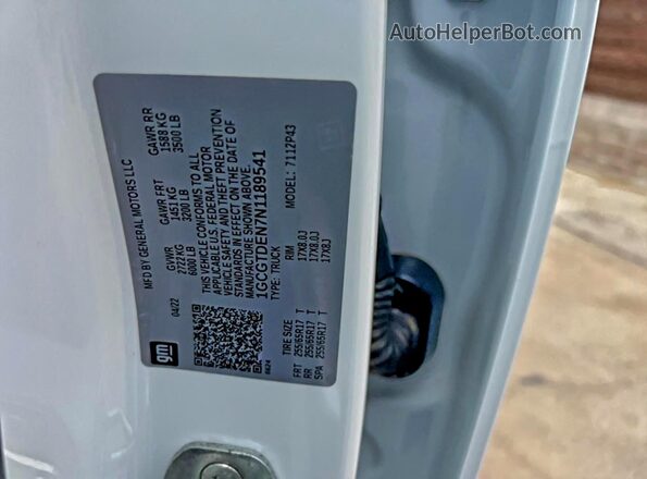 1GCGTDEN7N1189541 2022 CHEVROLET COLORADO White Rear interior view