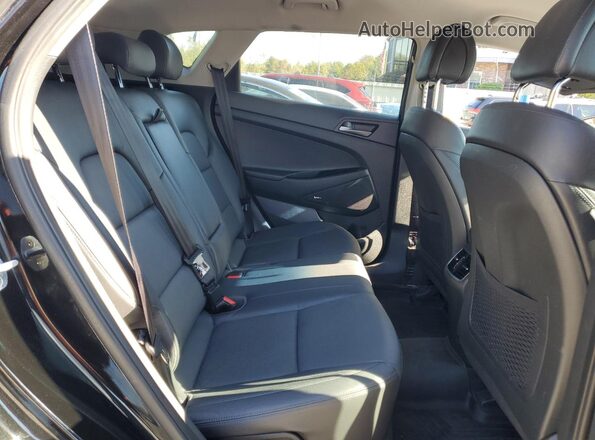 XM8J33A4XHU446719 2017 HYUNDAI TUSCON Черный 