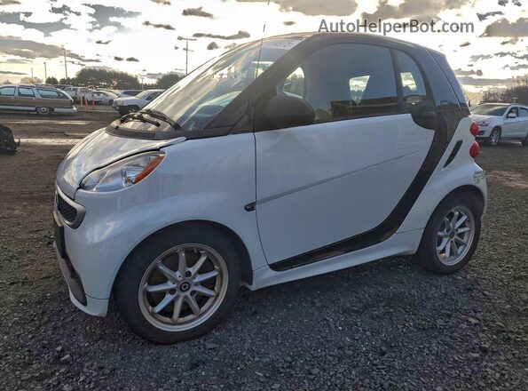 WMEEJ9AA9GK842074 2016 SMART FORTWO White Tył lewy