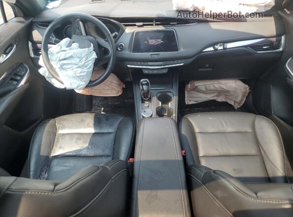 1GYAZAR48NF105566 2022 CADILLAC XT4 White Widok zestawu wskaźników
