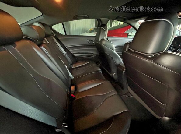 19UDE2F81NA008011 2022 ACURA ILX Gray 