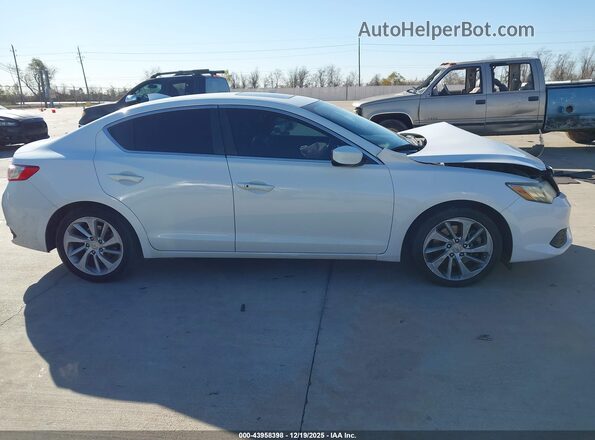 19UDE2F71HA000079 2017 ACURA ILX Белый Вид задней части салона