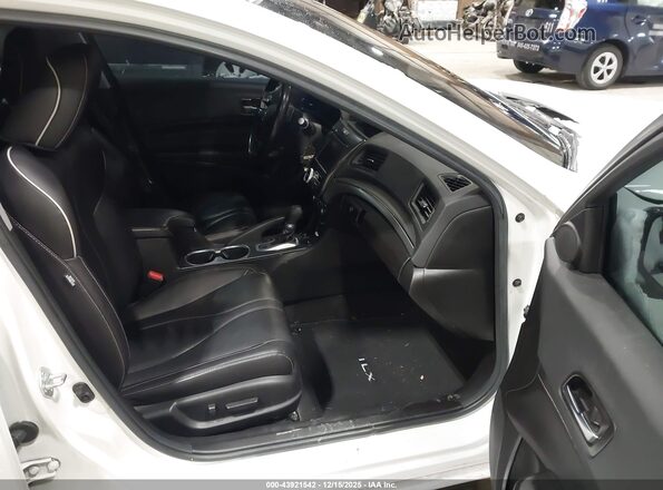 19UDE2F73MA007772 2021 ACURA ILX Белый Вид салона спереди