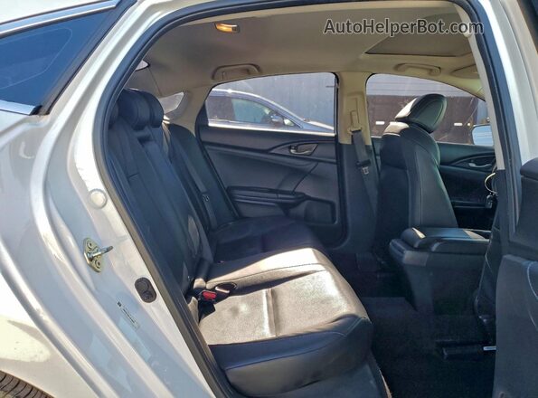 19XZE4F99LE013637 2020 HONDA INSIGHT White Rear seats view