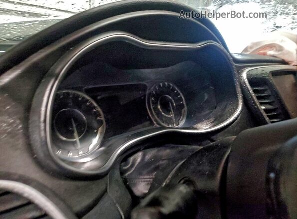 1C3CCCAB8GN113315 2016 CHRYSLER 200 Белый Вид щитка приборов