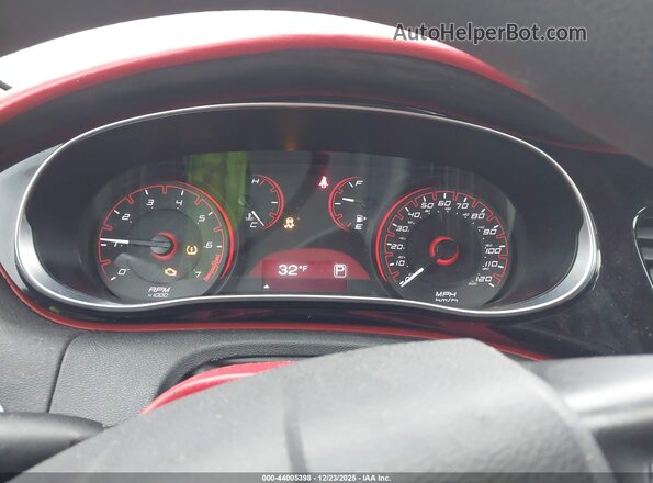 1C3CDFFA4GD816169 2016 DODGE DART Red Vista de los asientos traseros