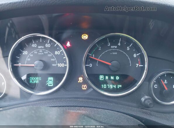1C4BJWDG9HL723369 2017 JEEP WRANGLER UNLIMITED Tan Vista de los asientos traseros