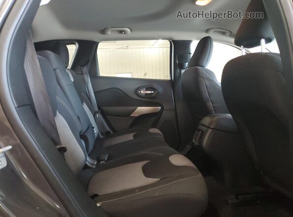 1C4PJLCB3JD518303 2018 JEEP CHEROKEE Brown უკანა სალონის ხედი