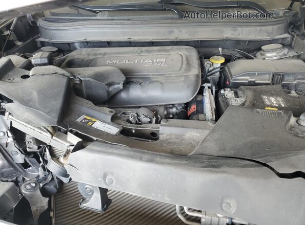 1C4PJLCB3JD518303 2018 JEEP CHEROKEE Brown ძრავის განყოფილების ხედი