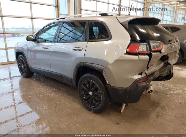 1C4PJLCB3LD511452 2020 JEEP CHEROKEE Silver Rear left