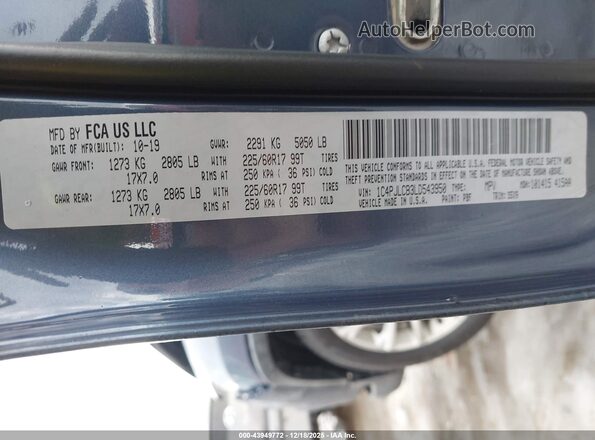 1C4PJLCB3LD543950 2020 JEEP CHEROKEE Navy Շարժիչի բաժամունքի տեսք