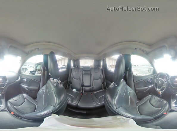 1C4PJLJX0JD519357 2018 JEEP CHEROKEE Black 360 interior view