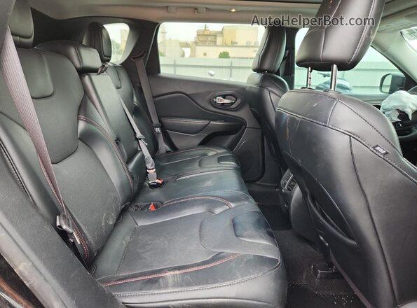 1C4PJMBX5ND502905 2022 JEEP CHEROKEE Черный Вид задней части салона