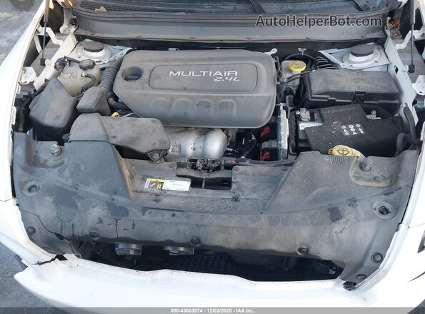 1C4PJMCB8HD220040 2017 JEEP CHEROKEE White Вид ззаду