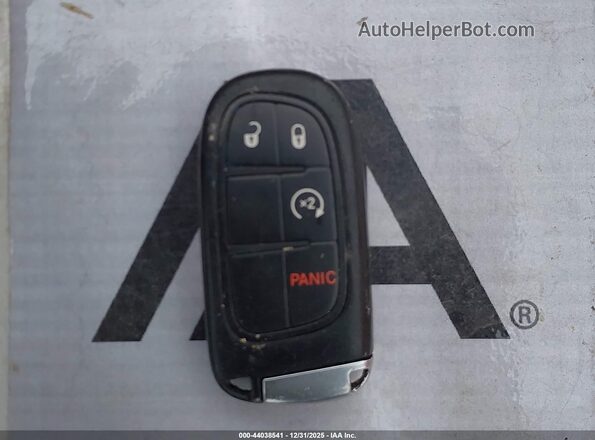 1C4PJMDB3GW240102 2016 JEEP CHEROKEE Blue Vista del salpicadero