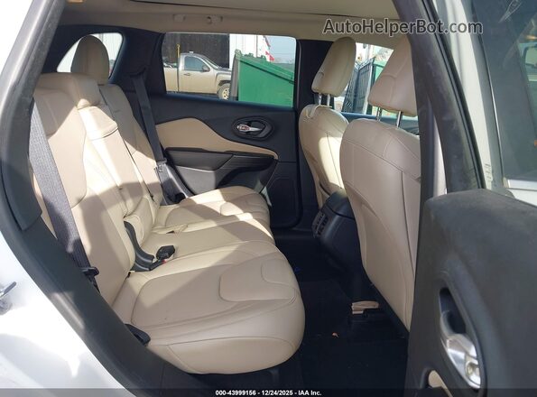 1C4PJMDS3HW545505 2017 JEEP CHEROKEE Белый Вид наклейки с VIN-кодом