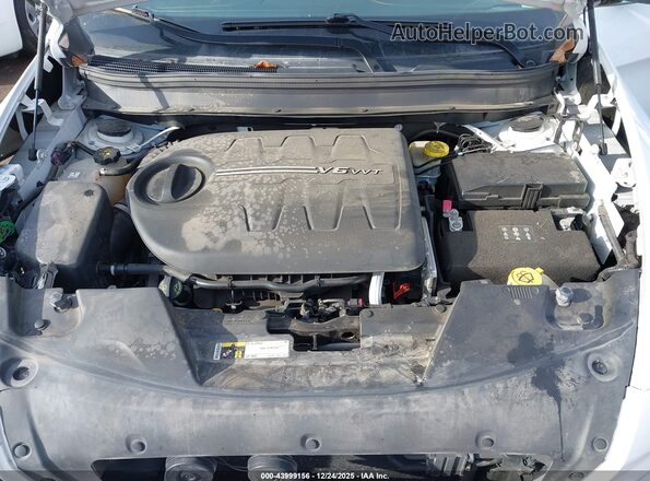 1C4PJMDS3HW545505 2017 JEEP CHEROKEE Белый Вид сзади