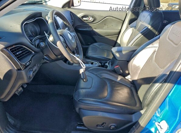 1C4PJMMB4PD110180 2023 JEEP CHEROKEE Blue Widok wnętrza z przodu
