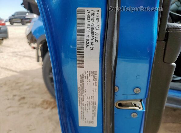 1C4PJMMB5PD114139 2023 JEEP CHEROKEE Blue Вид наклейки з VIN-кодом